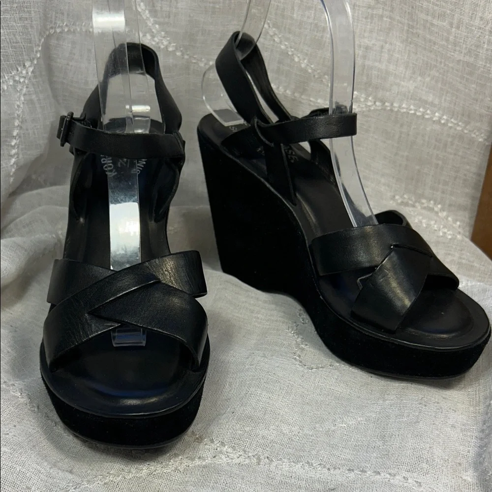 NWOT Kork Ease leather suede sandal wedge